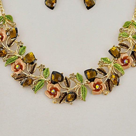 GOLD TONE & BROWN FLOWER STATEMENT NECKLACE SET - Picture 3 of 3